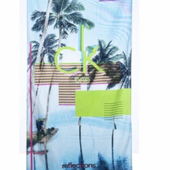 Calvin Klein CK Reflections Palm Tree Beach Towel - Brand New - Picture 1 of 2